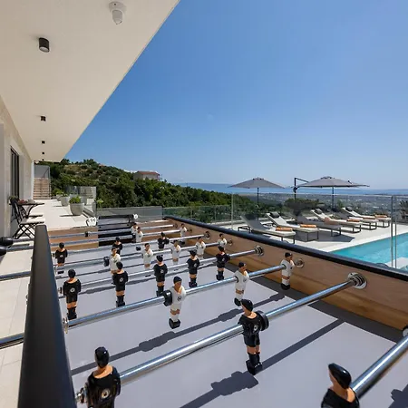 Villa Tennis, Cinema & Casino - Villa Rivendell Excelsior