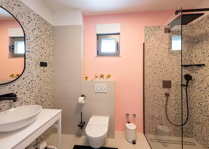 Rivendell Excelsior - Casino, Cinema, Tennis Solin