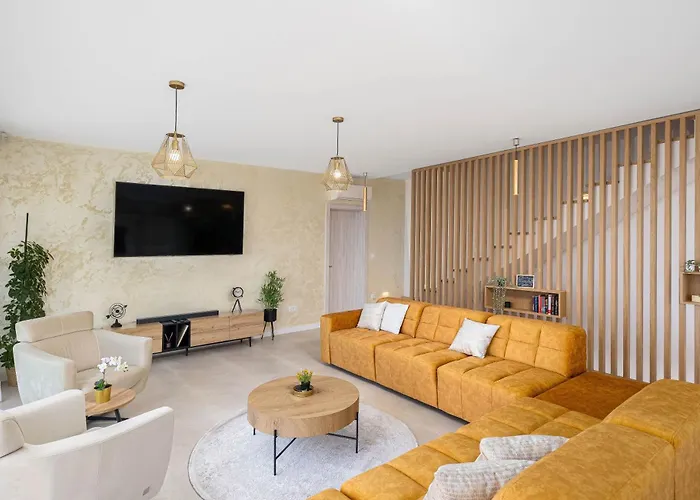 Villa Rivendell Excelsior - Casino, Cinema, Tennis