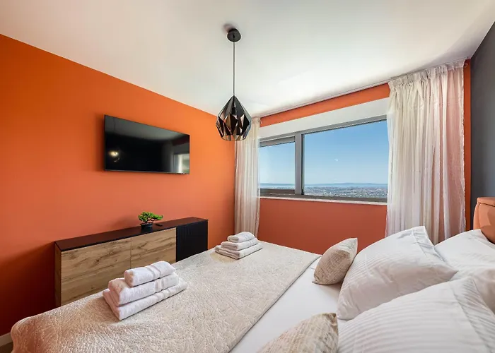 Villa Rivendell Excelsior - Casino, Cinema, Tennis *