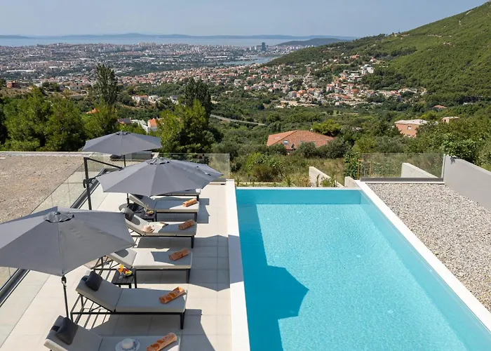 Villa Rivendell Excelsior - Casino, Cinema, Tennis Solin