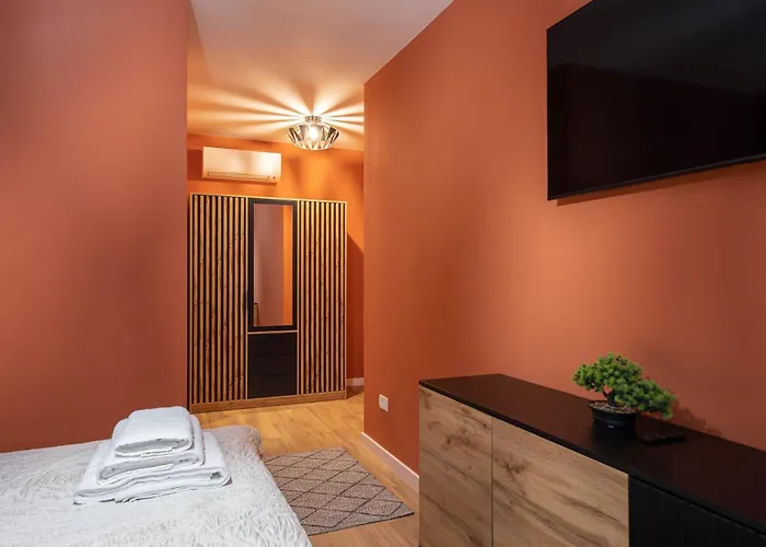 Rivendell Excelsior - Casino, Cinema, Tennis * Solin