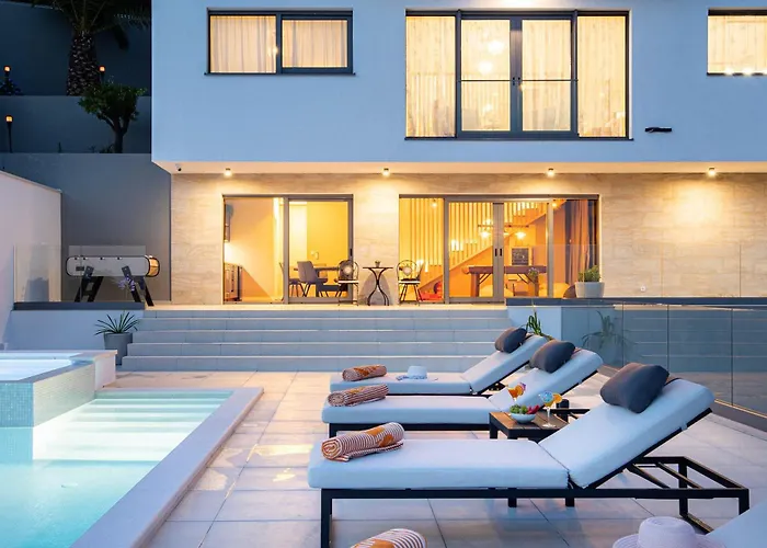 Rivendell Excelsior - Casino, Cinema, Tennis Solin