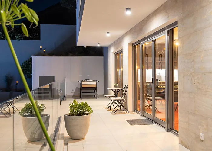 Villa Rivendell Excelsior - Casino, Cinema, Tennis *